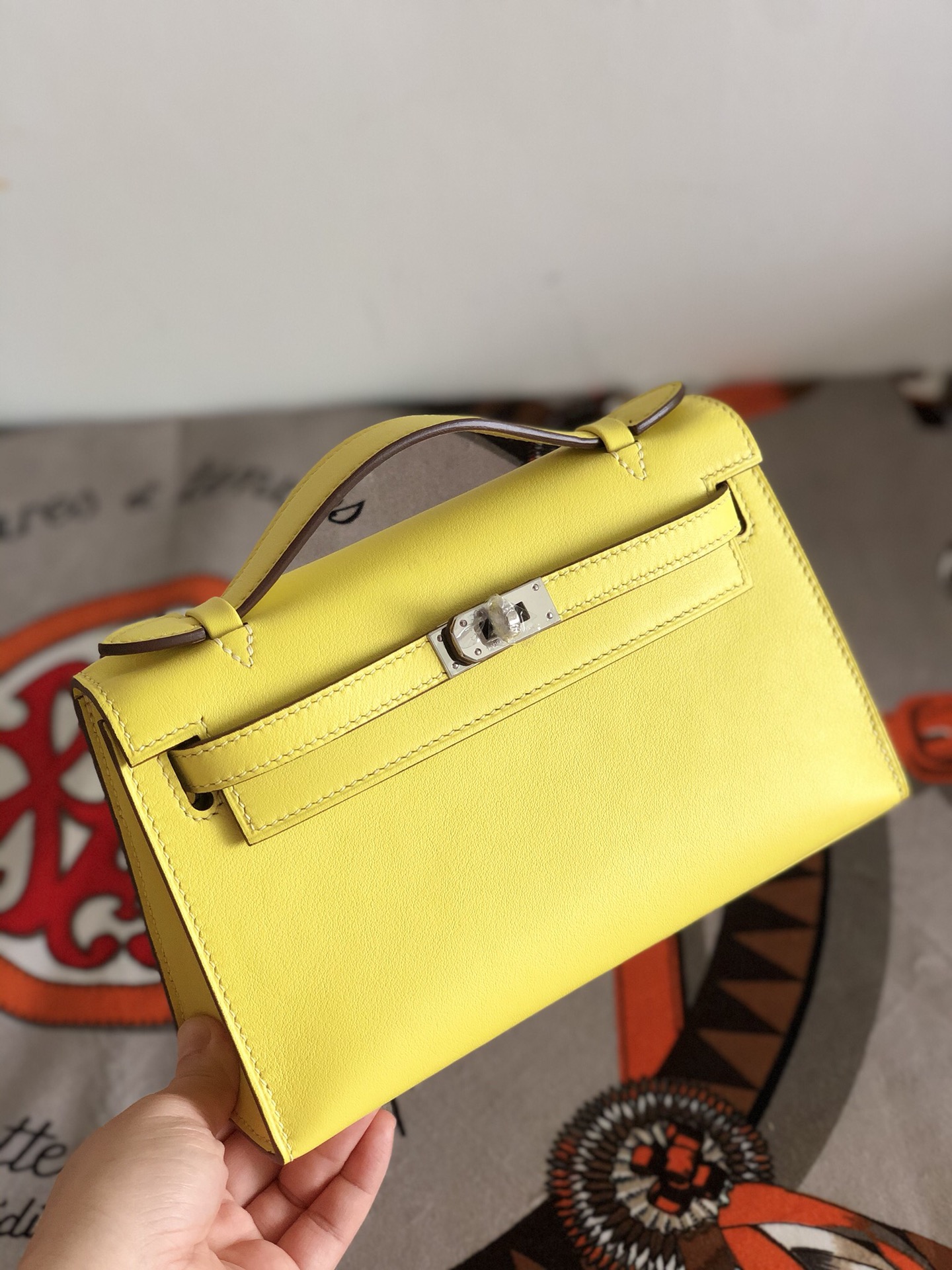 에르메스 미니 켈리백22 레몬 은장 스위프트